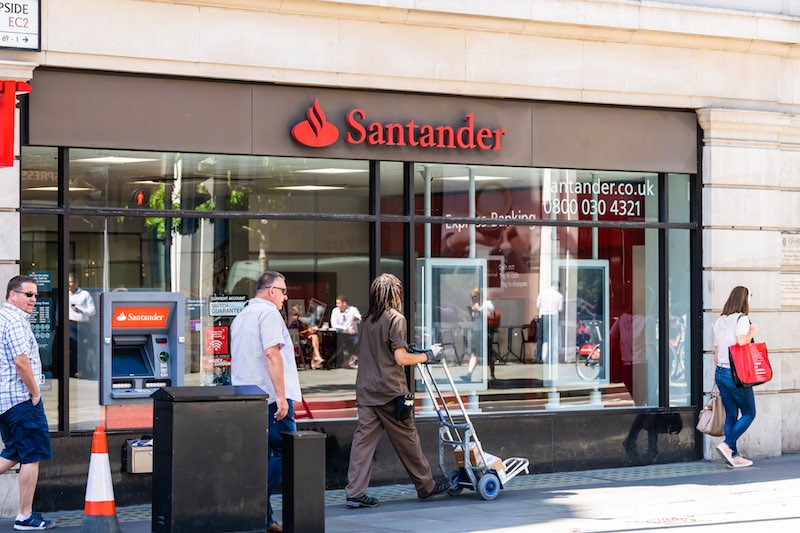 Santander to Reduce Branch Opening Hours